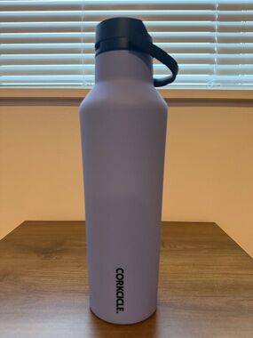 CORKCICLE 20 oz Sport Canteen Periwinkle Quick Sip Cap